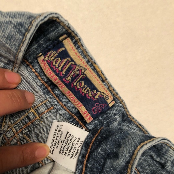 Bundle of 3 Pairs of Jeans Shorts Size 7 - Picture 4 of 7